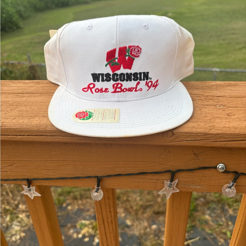 Wisconsin Rose Bowl '94 White Cap